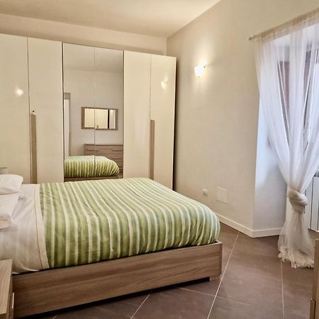 Al Centro Del Centro Apartment By Tramonti L'Aquila Ngoại thất bức ảnh