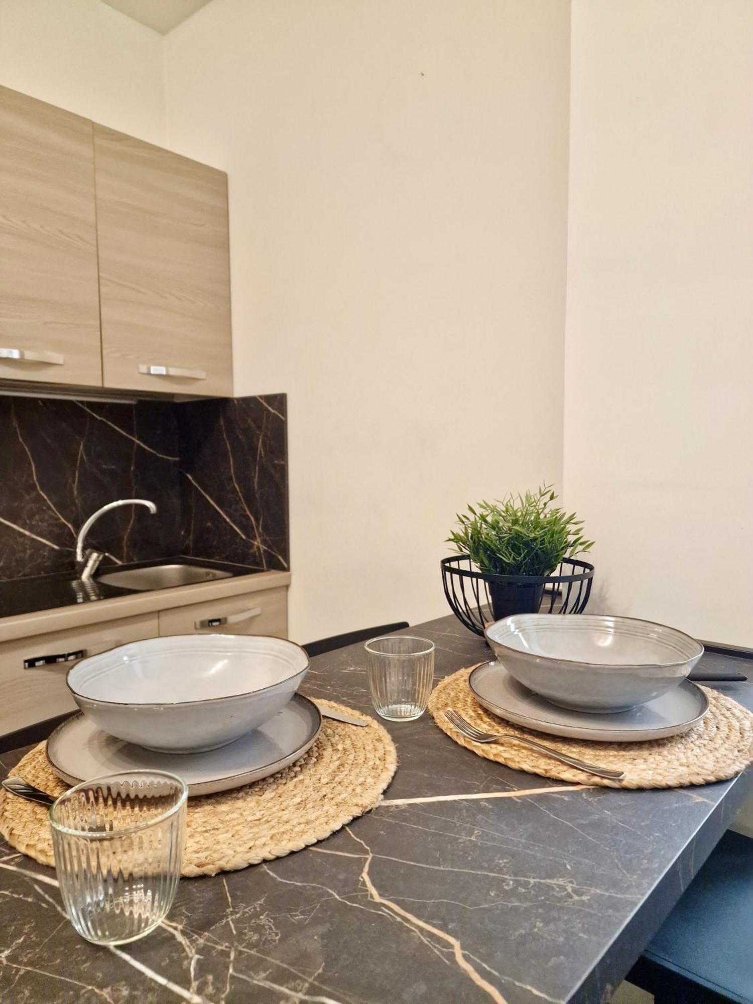 Al Centro Del Centro Apartment By Tramonti L'Aquila Ngoại thất bức ảnh